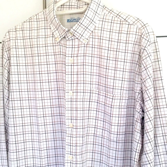 NWOT: Midtown Dress Shirt - Crisp and Stylish! - Picture 4 of 10